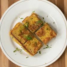 BREAD OMELETTE