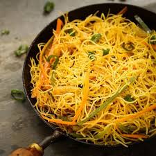SINGAPOORIE NOODLES