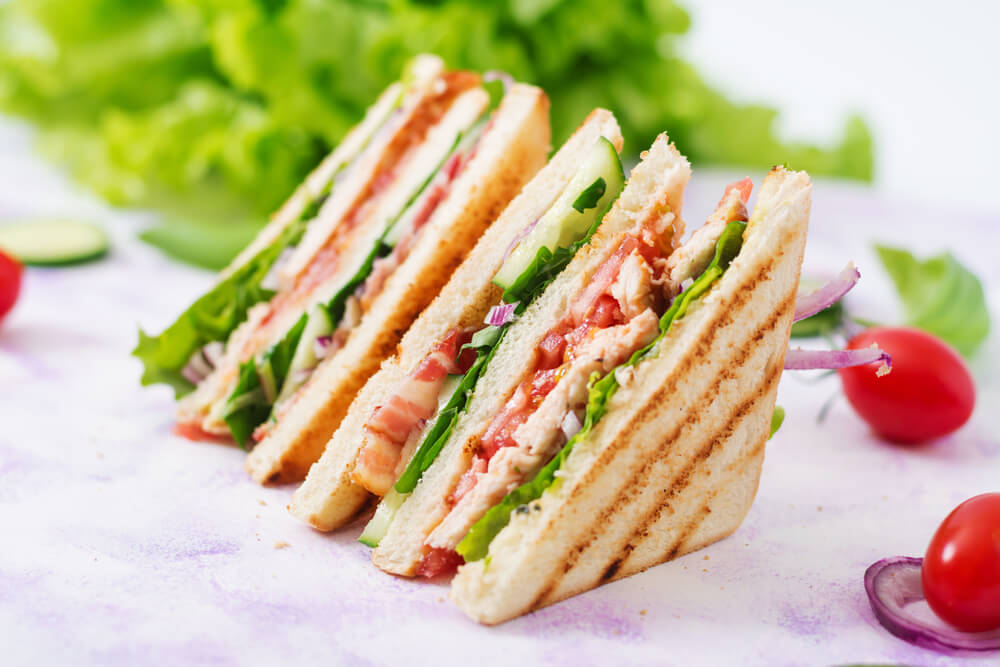SPICY TANDOORI VEG SANDWICH