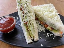 VEG CHEESE DELIGHT SANDWICH