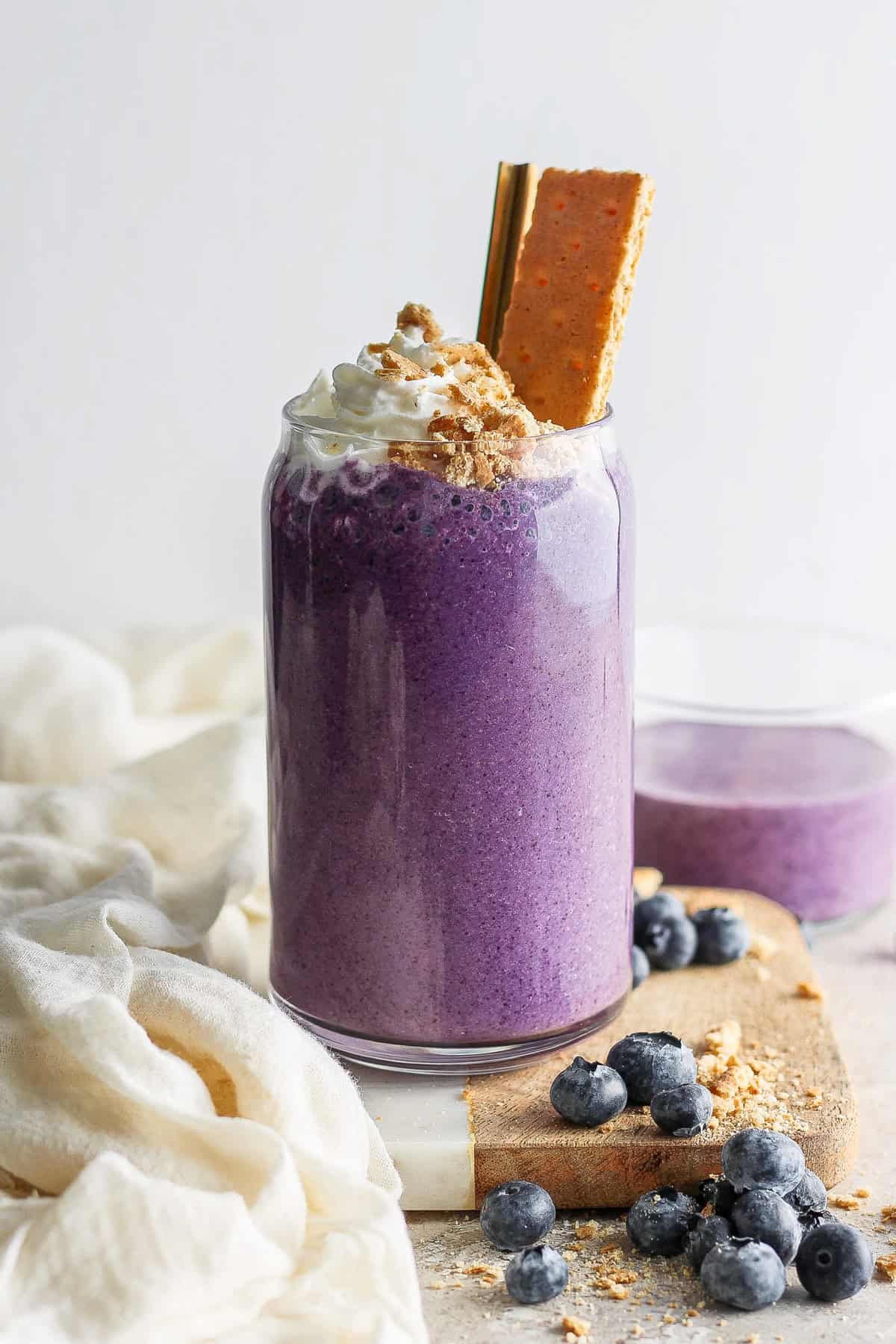 BLUEBERRY CHEESE SHAKE