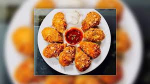 Kurkure Paneer Momos