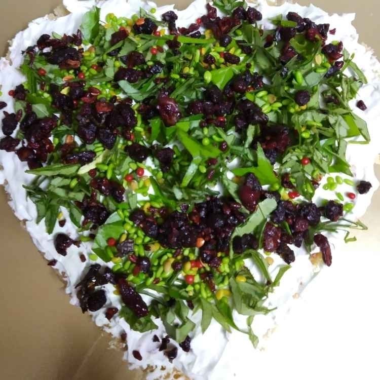 Pan with Gulkand Cake