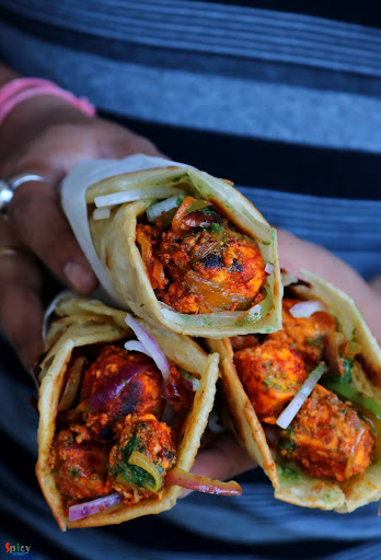Spicy Paneer Roll