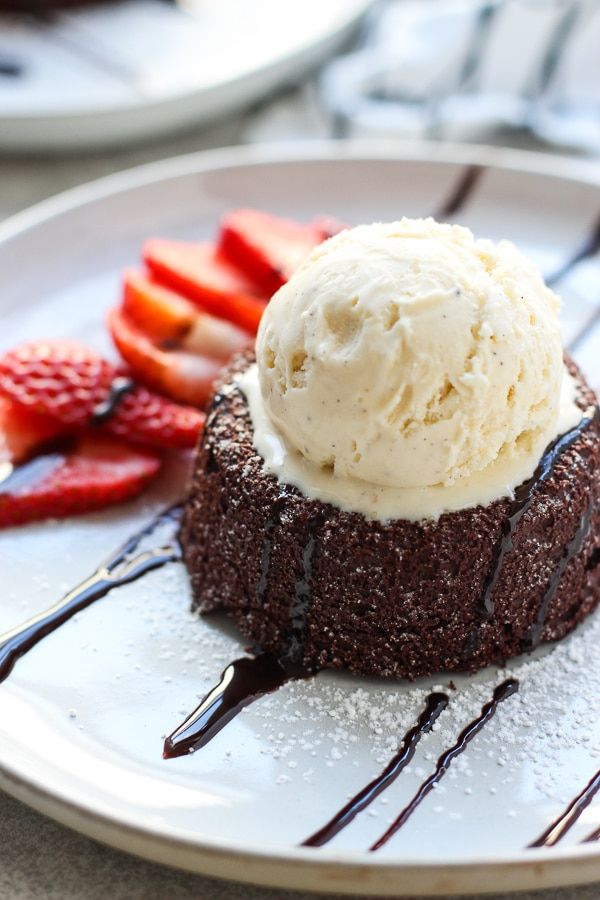 Chocolava cake with Ice cream