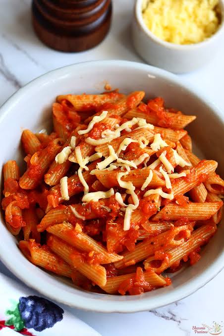 Red pasta