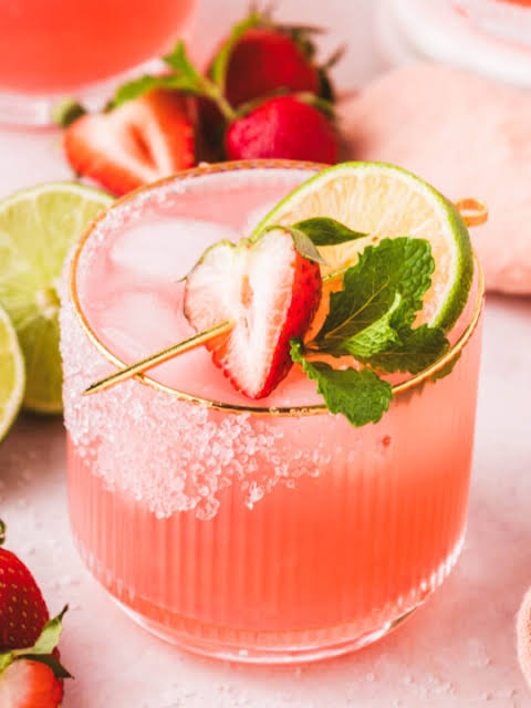 STRAWBERRY MARGARITA