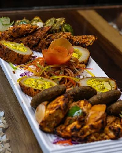 VEG TANDOORI KHAZANA