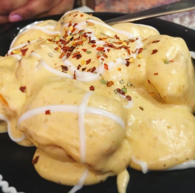 Chicken White Gravy Momo