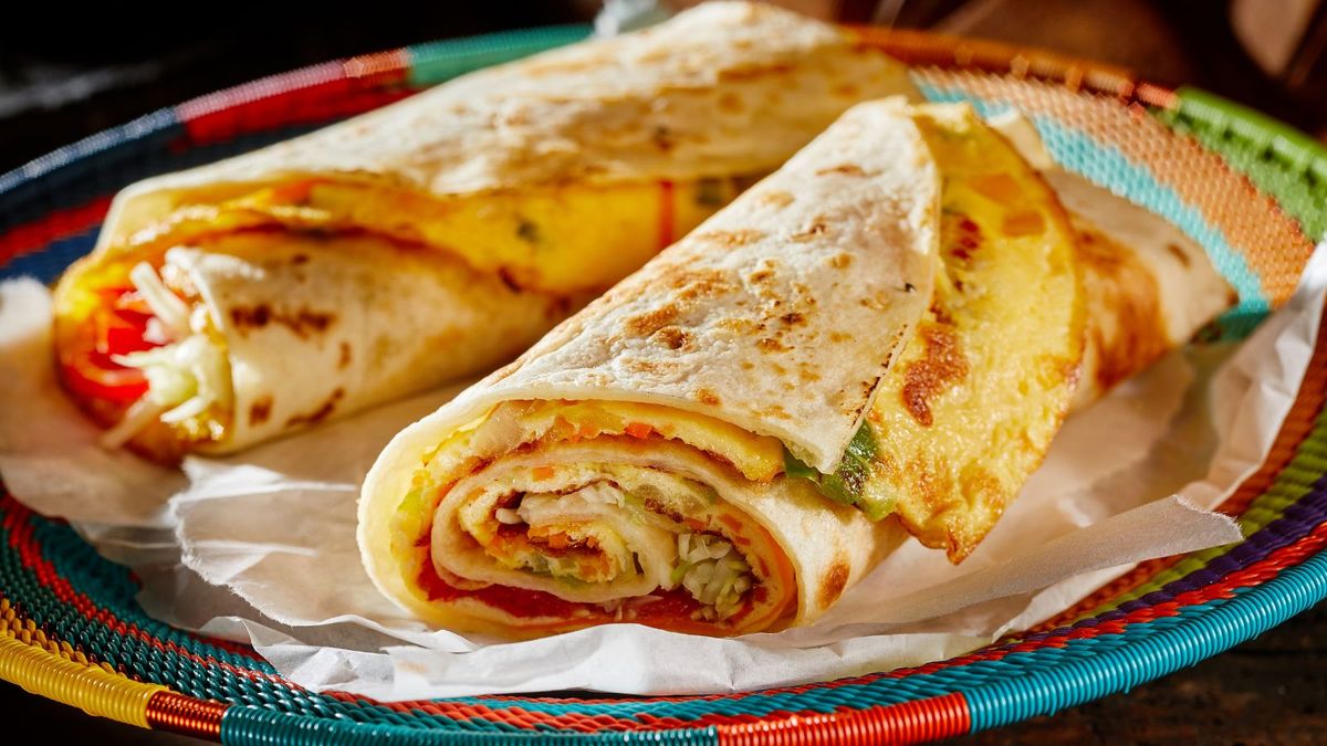 Single Egg Chicken Roll