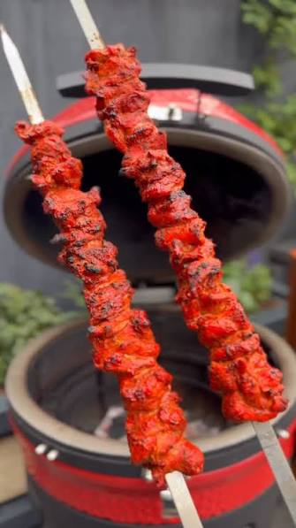 Chicken Bhuna Tikka