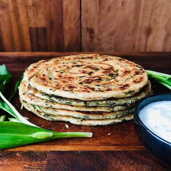 Garlic Lachha Paratha