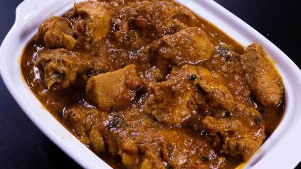 Tawa Chicken Semi Gravy