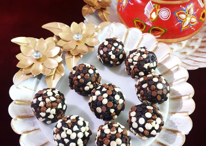 Chocochips Laddu