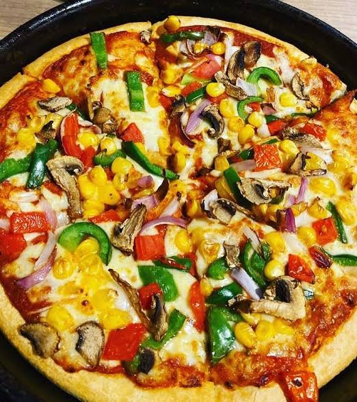 Country Feast Pizza