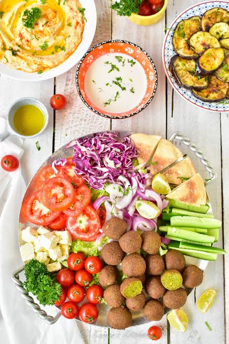 Falafal with Hummus , Pickled chilly
