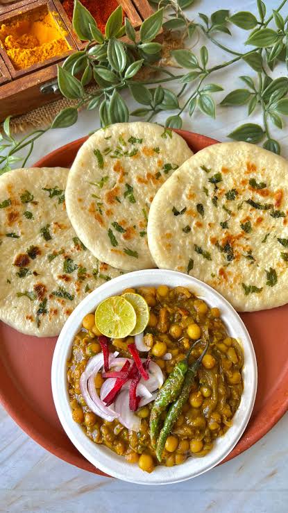 Matar Kulcha