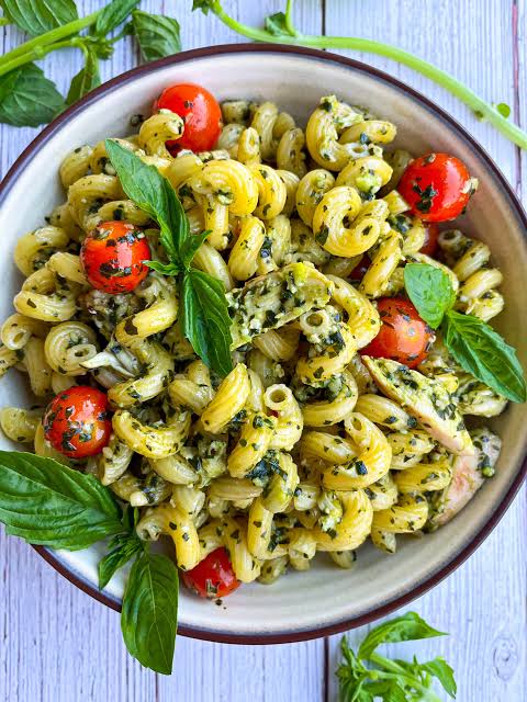 Pasta In Pesto