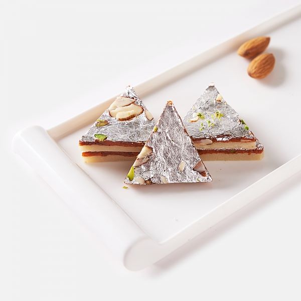 Sangam Burfi (Kaju Sangam)