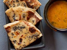 CHEESE NAAN (WITH GRAVY)