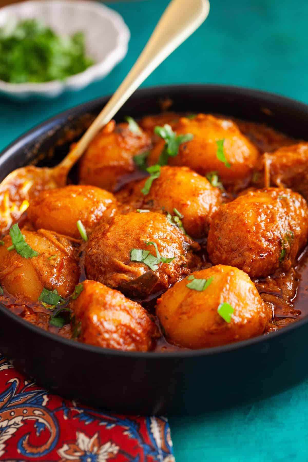 DUM ALOO KASHMIRI