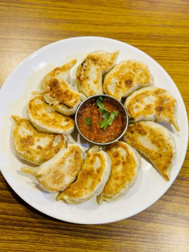 Veg Schezwan Momos