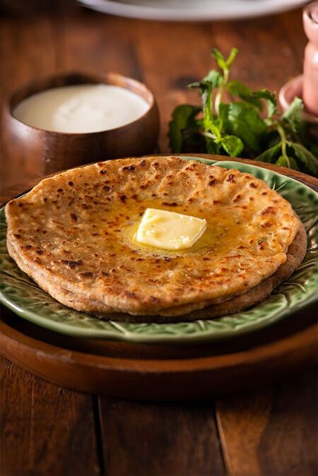 Aloo Parantha (with Curd)