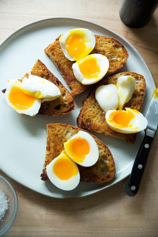 Boiled Egg (with bread)