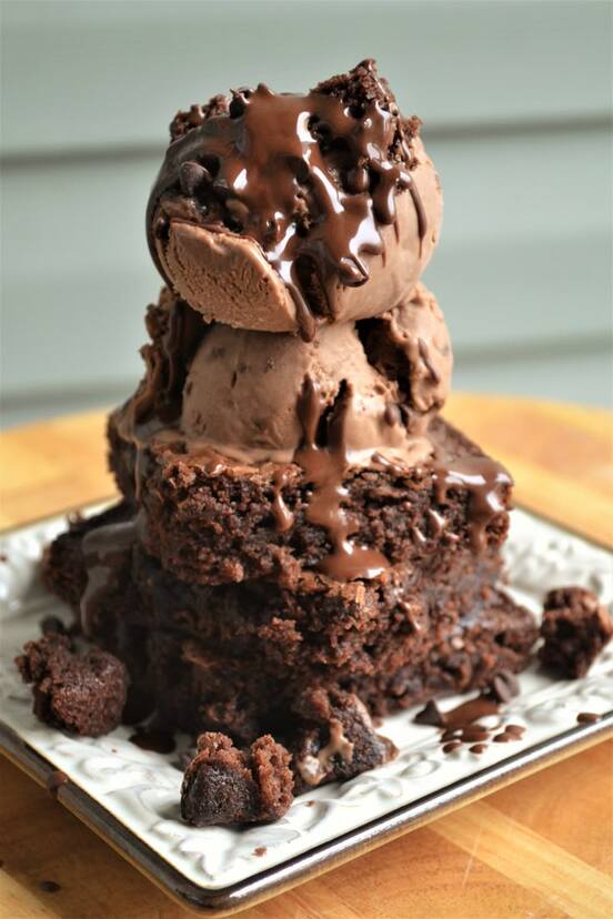 Brownie with Chocolate Ice Cream