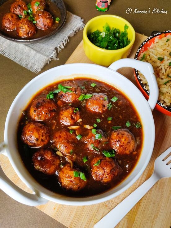Veg. Manchurian (Gravy)