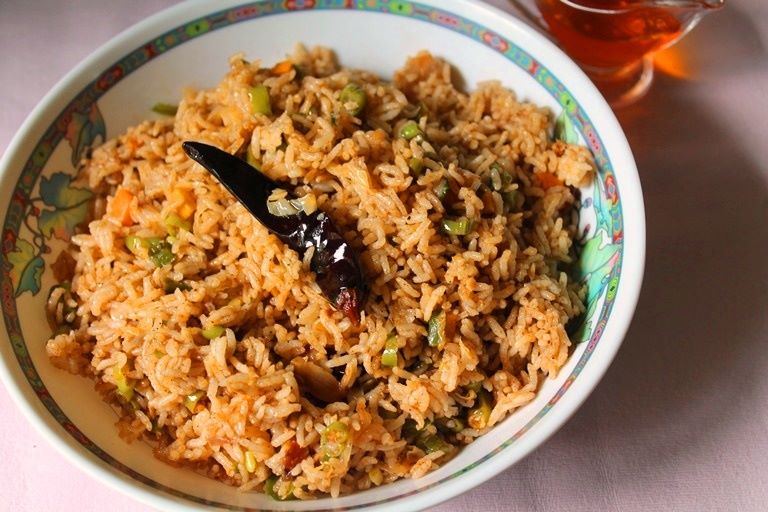 Veg Singapuri Fried Rice