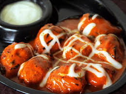 Makhani Momos