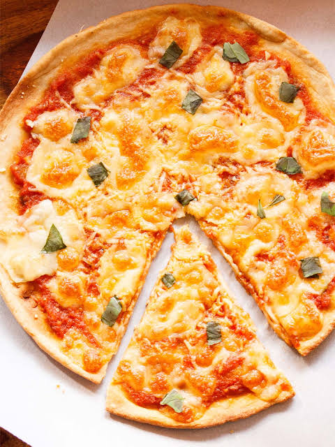 Cheese Margherita Pizza