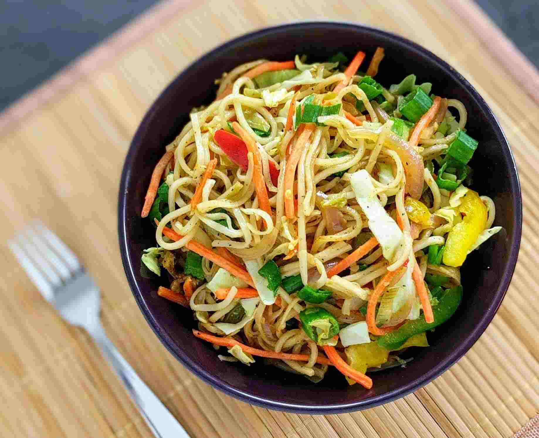 Veg. Hakka Noodles