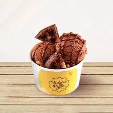 Ice Cream Cup Vanilla / chocolate