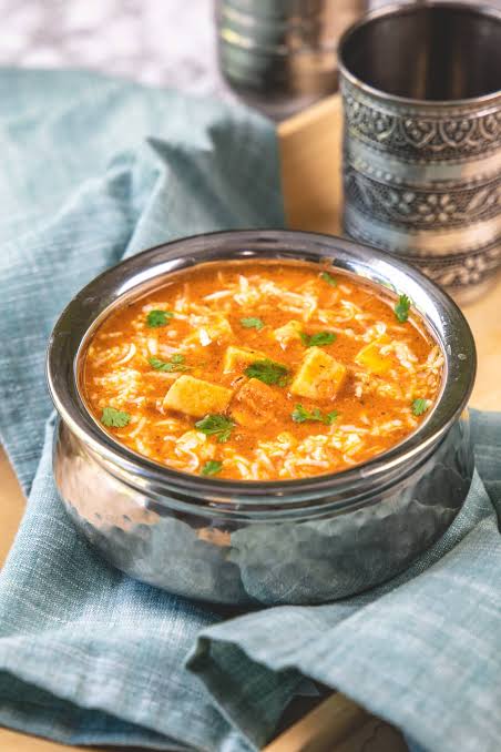 Paneer Lawavdaar (Veg)