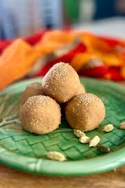 Churma Laddu