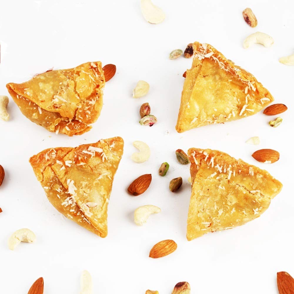 Kesar Samosa Gujia