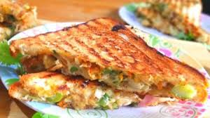 CHICKEN CHEESE SANDWICH