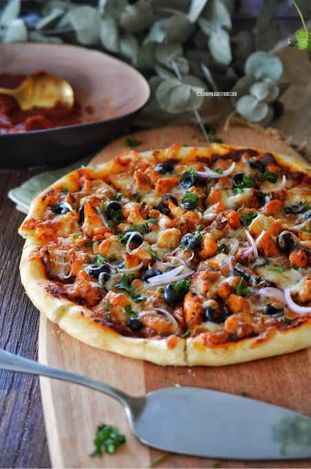 CHICKEN TIKKA PIZZA