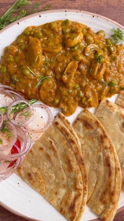 MUSHROOM MASALA-MINI PARATHA