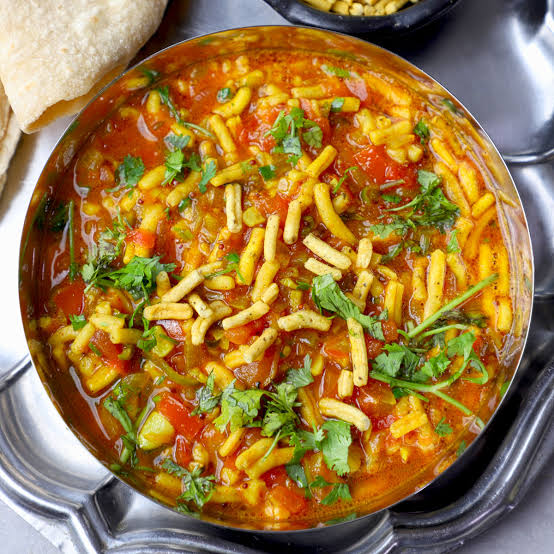 SEV TAMATAR SABZI