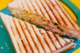 Chicken-Corn Sandwich