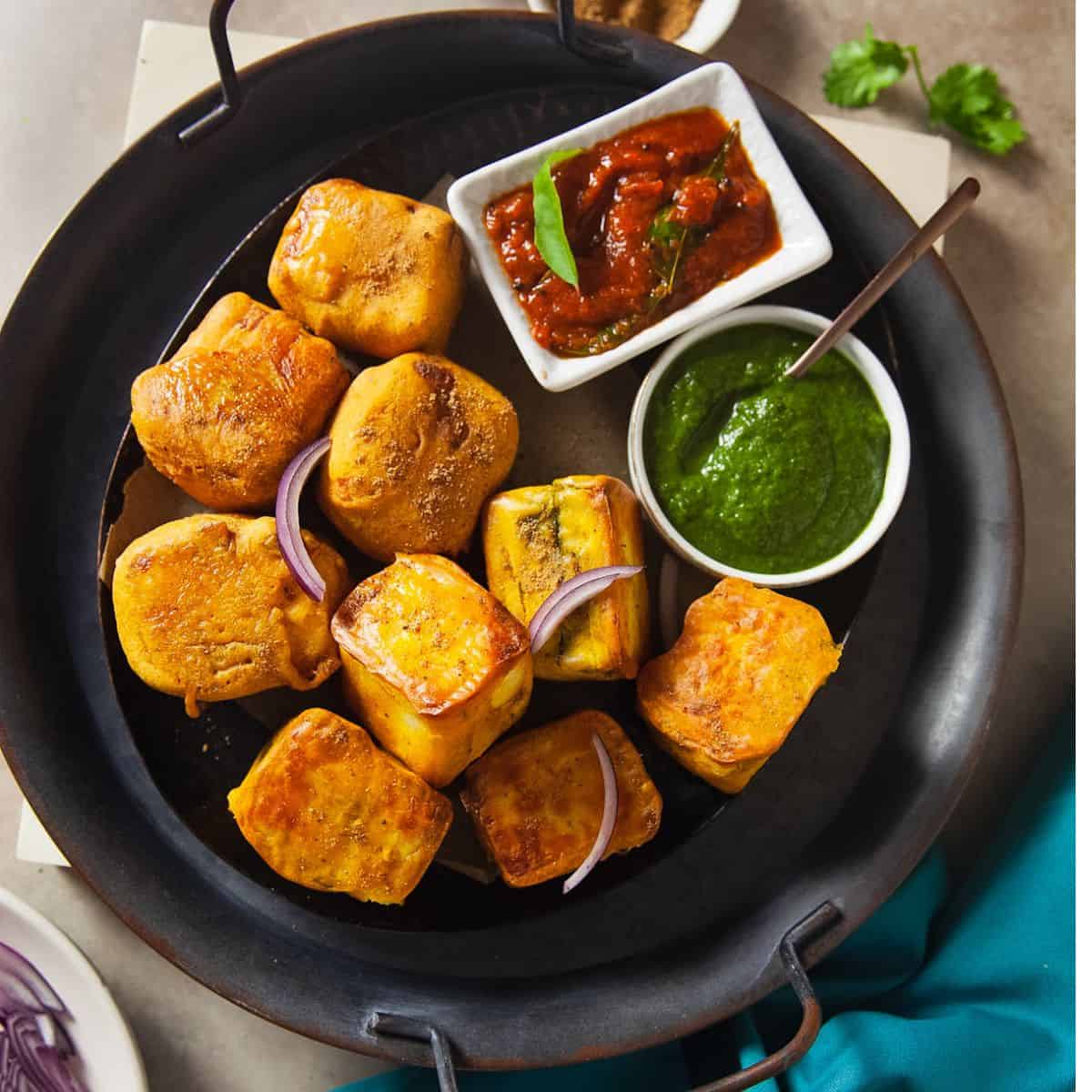 Paneer pakoras