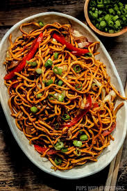 Hakka Noodles Spicy Veg