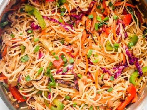 Hakka Noodles Sweet Corn