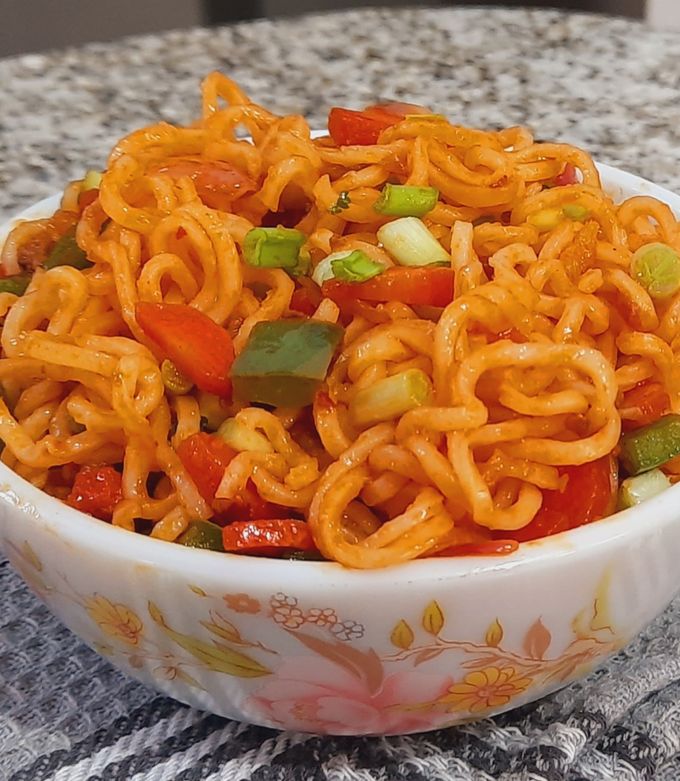 Maggie Schezwan Twist