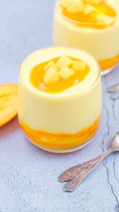 Mango Delight Mousse Cake