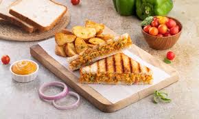 Tandoori Paneer Sandwich (grilled)