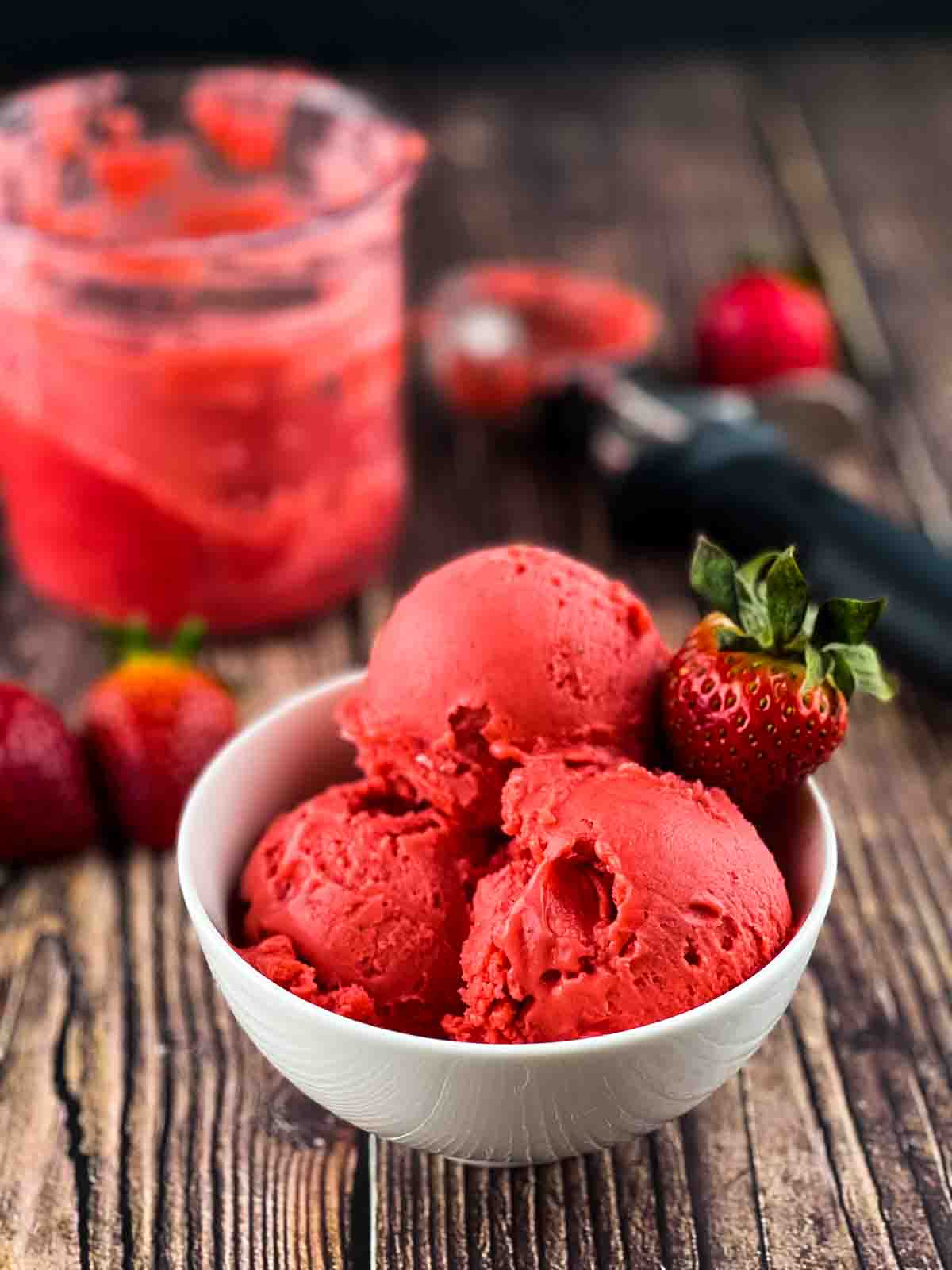 Strawberry Sorbet (Vegan)